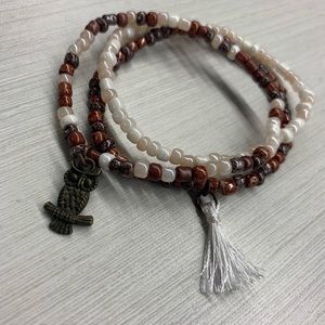 Brown and white owl stretch bracelet set